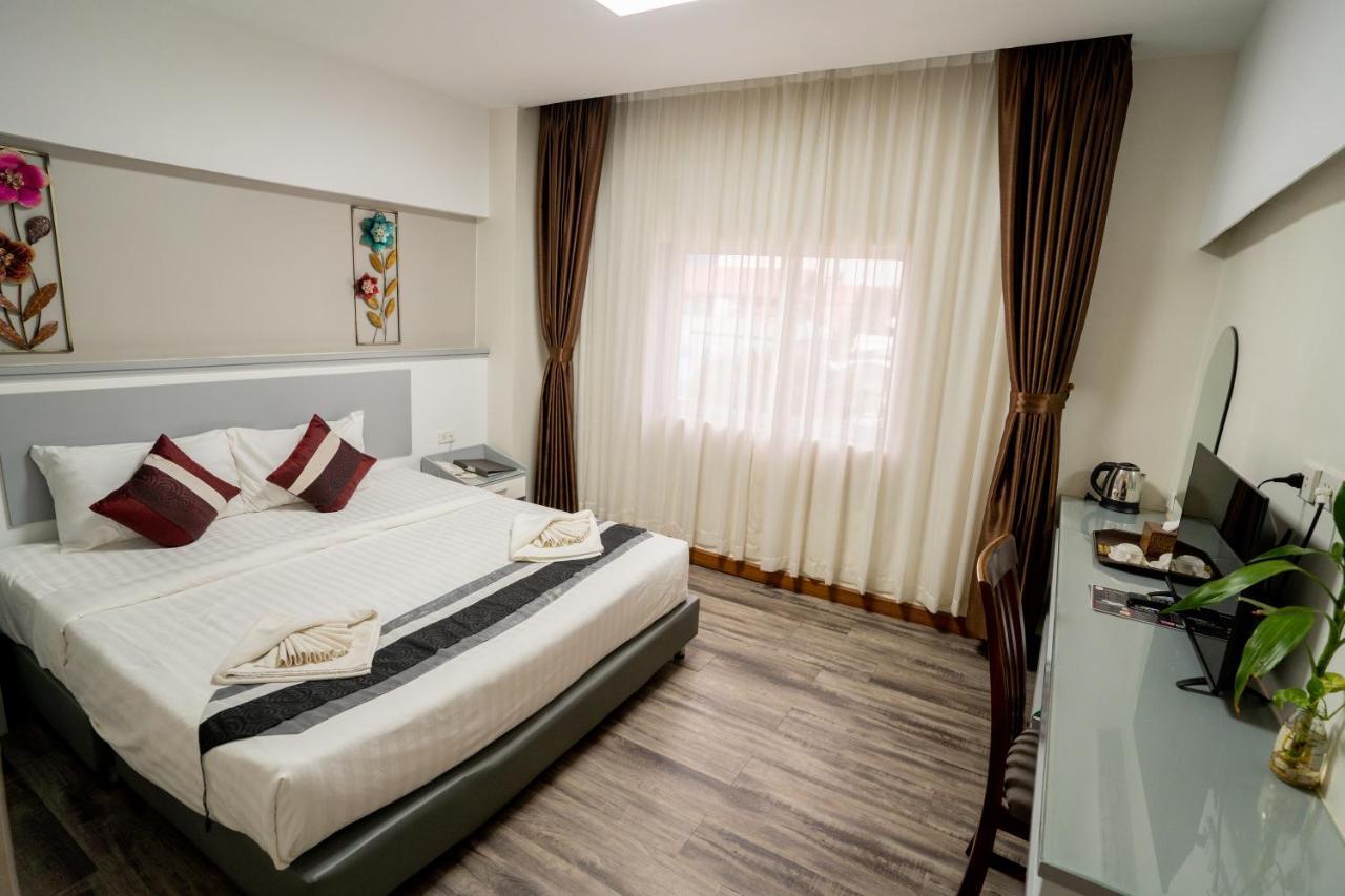 ฮัก ฮูต โฮเทล ทู Hotel Poipet ภายนอก รูปภาพ