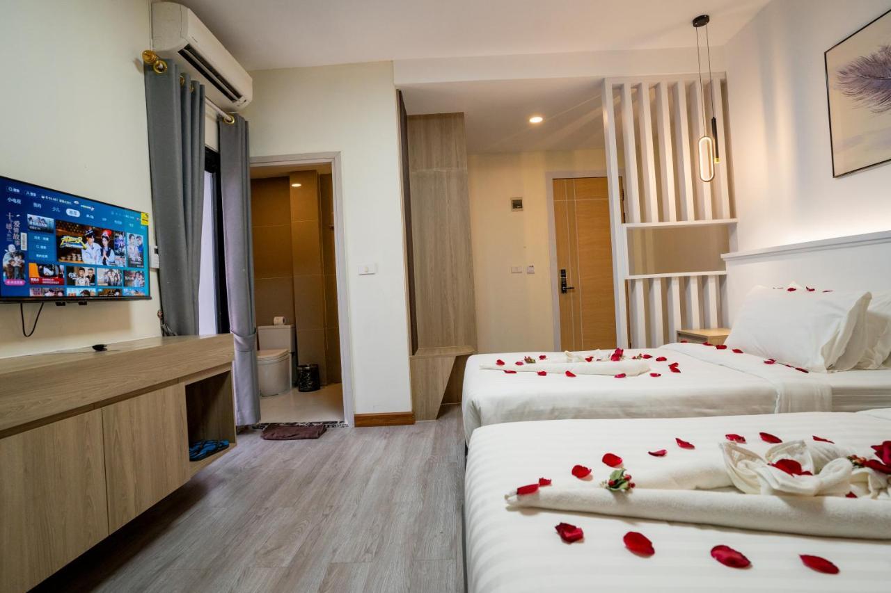 ฮัก ฮูต โฮเทล ทู Hotel Poipet ภายนอก รูปภาพ