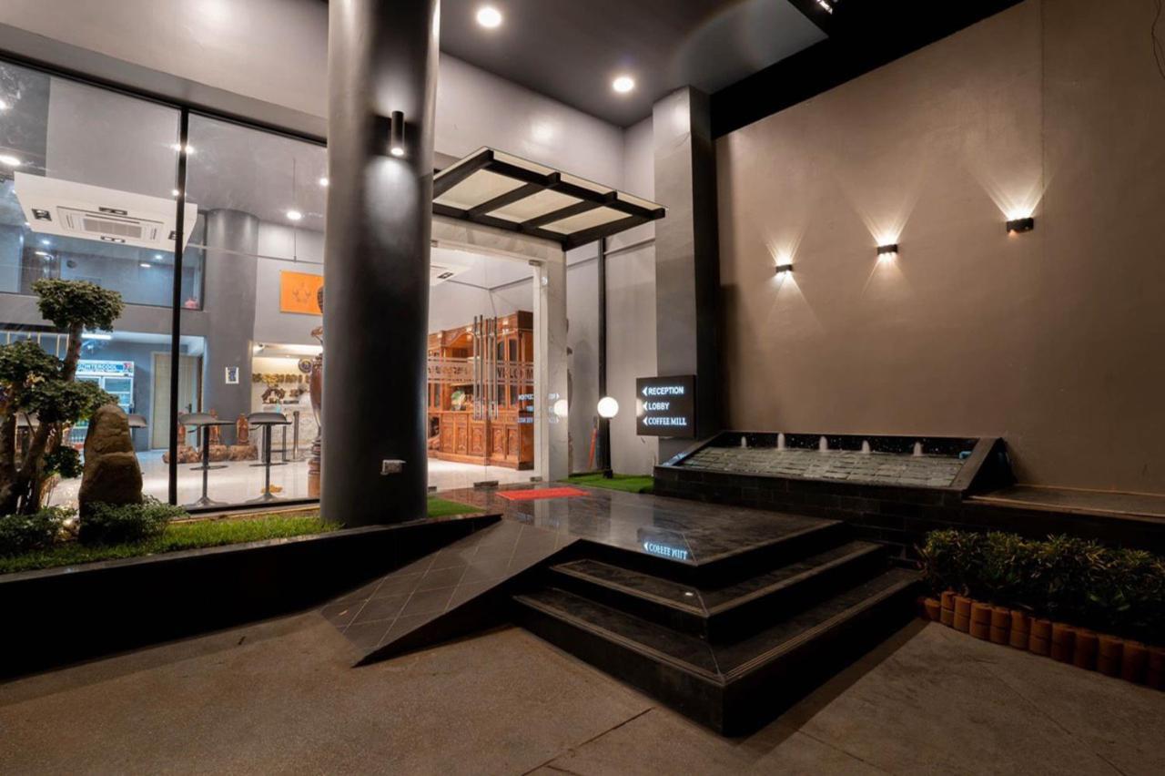 ฮัก ฮูต โฮเทล ทู Hotel Poipet ภายนอก รูปภาพ